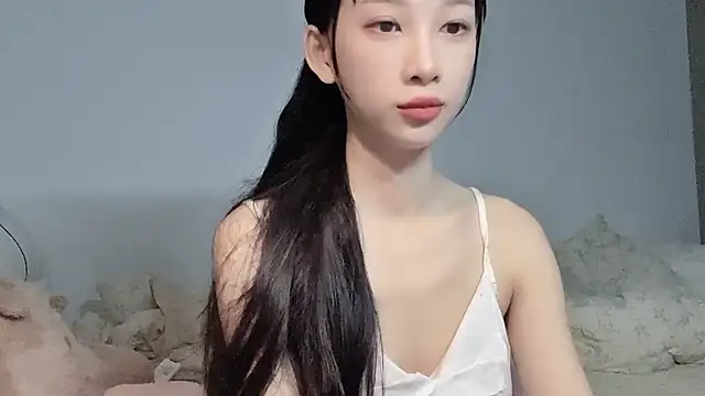 Snapshot of Lili-2 chatting on 12, 7, 2026 Lili-2 online show from 12, 7, 2026
