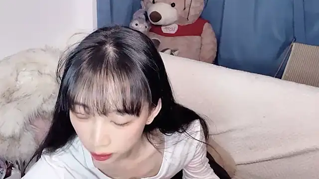 Lili-2 online show from 28, 11, 2025