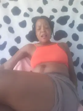 Feathergal69  online show from 9, 3, 2025