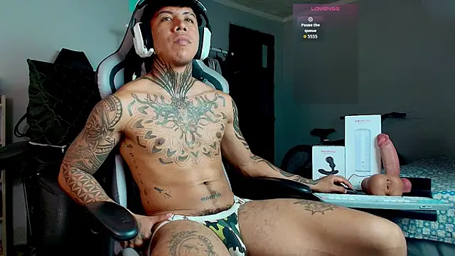 Nickhot0609 online show from 8, 10, 2025