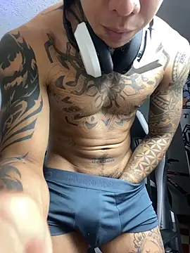 Nickhot0609 online show from 27, 10, 2025