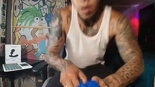 Nickhot0609 online show from 13, 9, 2025