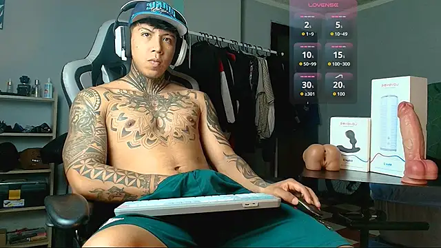 Nickhot0609 online show from 25, 9, 2025