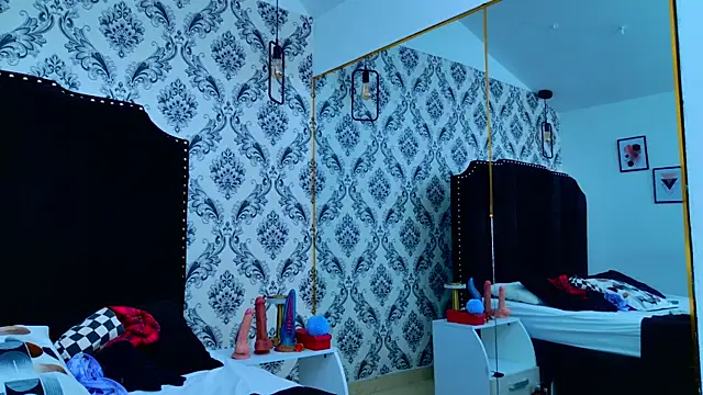 Derieri D online show from 24, 2, 2026