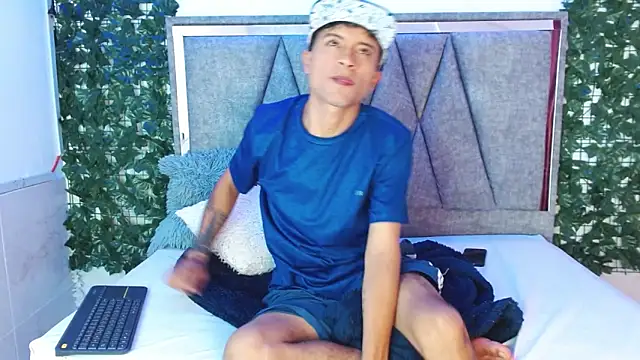 Edward Milleer online show from 14, 12, 2024