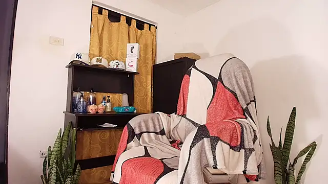 Edward Milleer online show from 21, 10, 2025