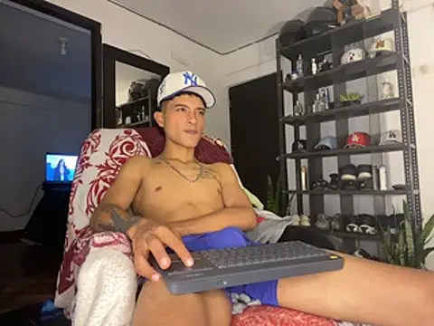 Edward Milleer online show from 19, 11, 2025