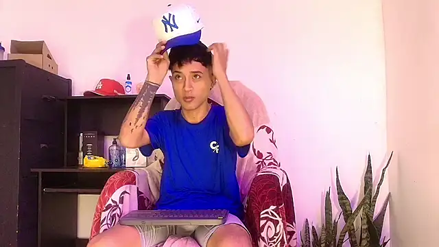 Edward Milleer online show from 27, 9, 2025