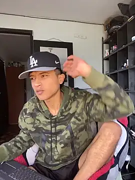 Edward Milleer online show from 4, 11, 2025