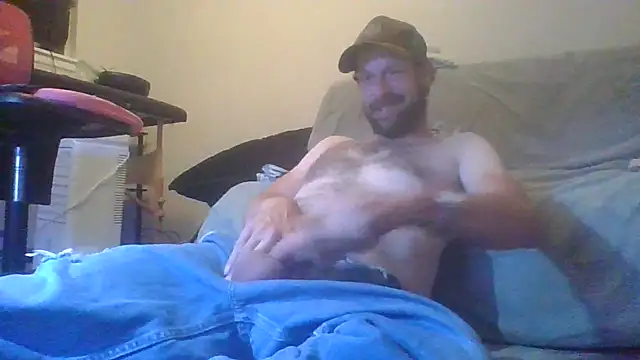 Snapshot of axelongshaft69 chatting on 18, 7, 2026 axelongshaft69 online show from 18, 7, 2026