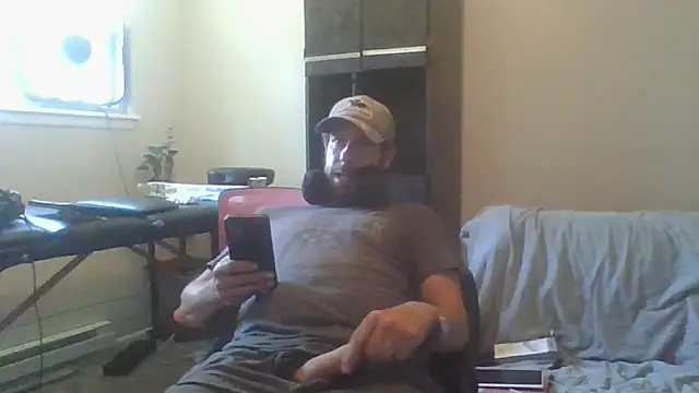 Snapshot of axelongshaft69 chatting on 1, 8, 2026 axelongshaft69 online show from 1, 8, 2026