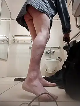 axelongshaft69 online show from 3, 12, 2025