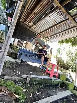 Jestebanano online show from 9, 5, 2026
