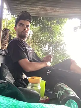 Jestebanano online show from 7, 3, 2026