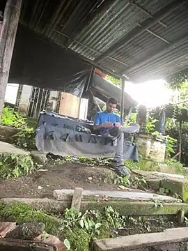 Jestebanano online show from 7, 4, 2026