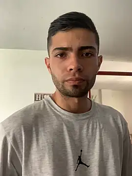 Jestebanano online show from 2, 3, 2025