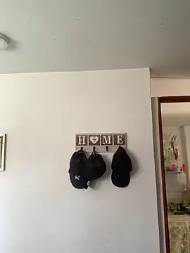 Jestebanano online show from 9, 3, 2025