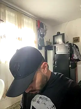 Jestebanano online show from 28, 11, 2025