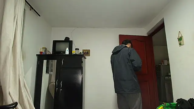 Jestebanano online show from 16, 10, 2025