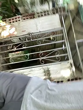 Jestebanano online show from 29, 9, 2025