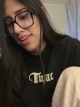 AleFantasy0001 online show from 9, 10, 2025