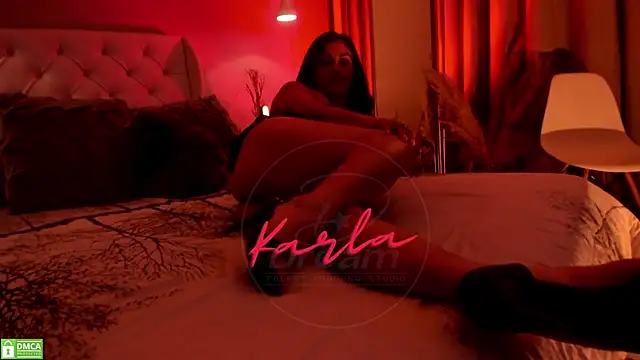 karla paradise  online show from 16, 12, 2024