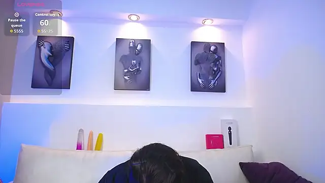 Melodi Roux online show from 18, 9, 2025