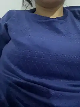 Lina-lolo online show from 2, 3, 2025