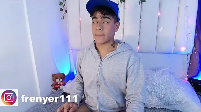 kiing azahell online show from 5, 2, 2025