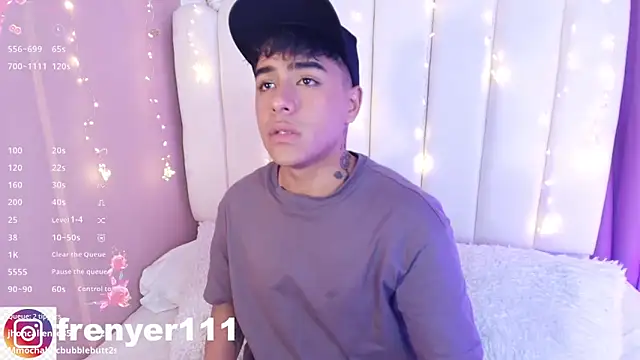 kiing azahell online show from 8, 3, 2025