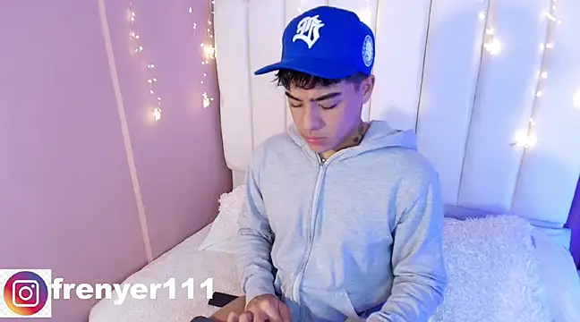 kiing azahell online show from 26, 2, 2025