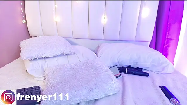 kiing azahell online show from 14, 3, 2025