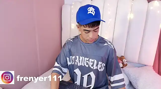 kiing azahell online show from 11, 2, 2025