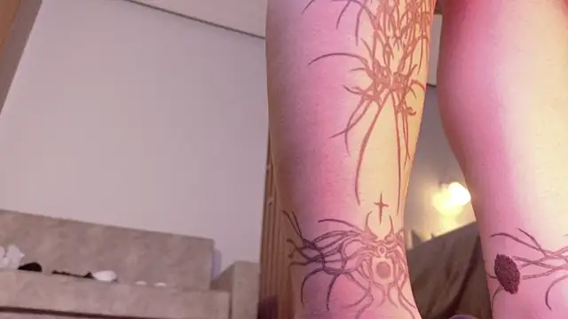 Yuriko May online show from 24, 9, 2025