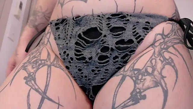 Yuriko May online show from 24, 10, 2025