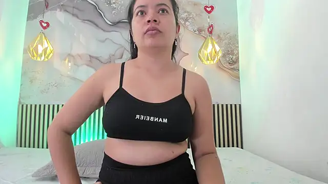 EvelynSweet1 online show from 23, 4, 2026
