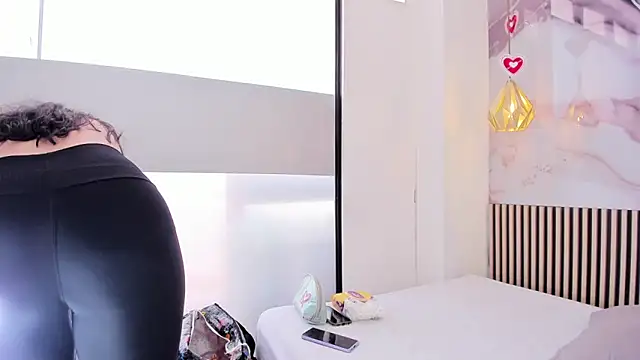 EvelynSweet1 online show from 4, 6, 2026
