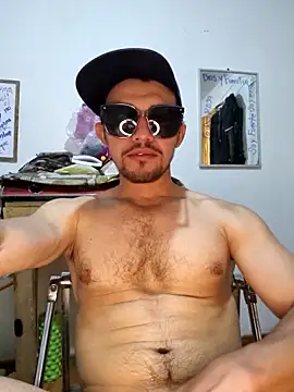 coqueto1210 online show from 15, 11, 2025