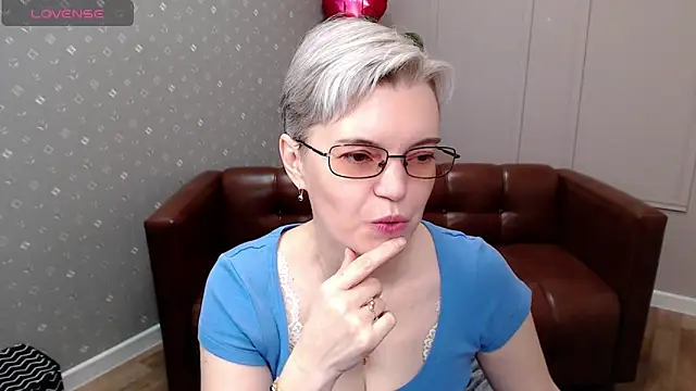 Cutie Erikaa1 online show from 28, 4, 2026