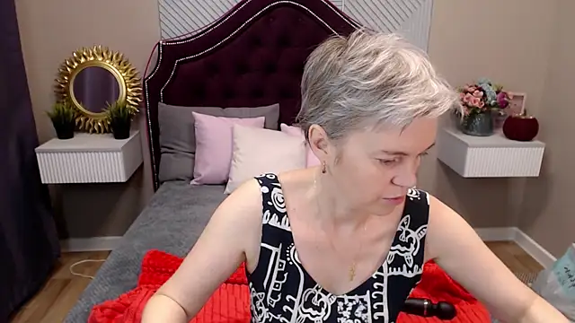 Cutie Erikaa1 online show from 25, 10, 2025