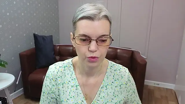 Cutie Erikaa1 online show from 20, 12, 2025