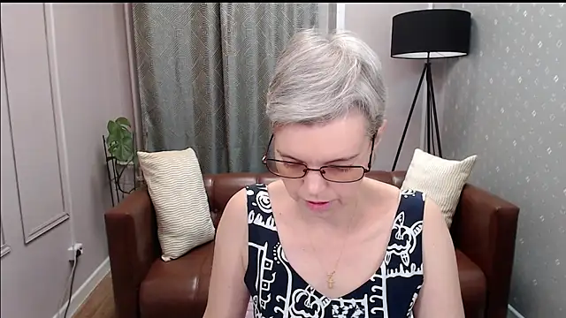 Cutie Erikaa1 online show from 26, 10, 2025