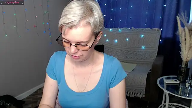 Cutie Erikaa1 online show from 30, 5, 2026