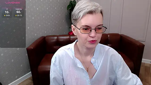 Cutie Erikaa1 online show from 9, 4, 2026