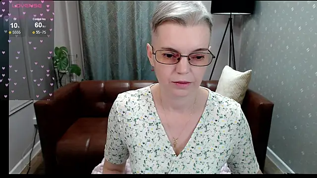 Cutie Erikaa1 online show from 8, 11, 2025