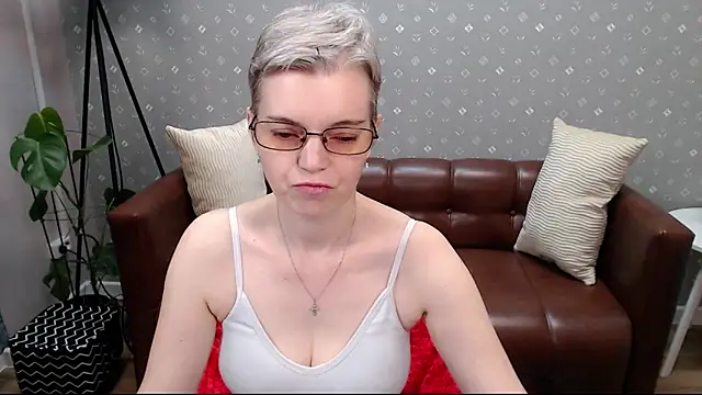 Cutie Erikaa1 online show from 21, 9, 2025