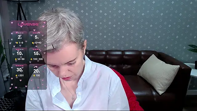 Cutie Erikaa1 online show from 16, 9, 2025