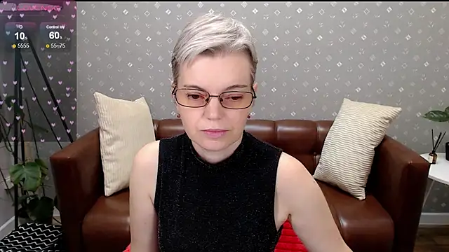 Cutie Erikaa1 online show from 15, 10, 2025