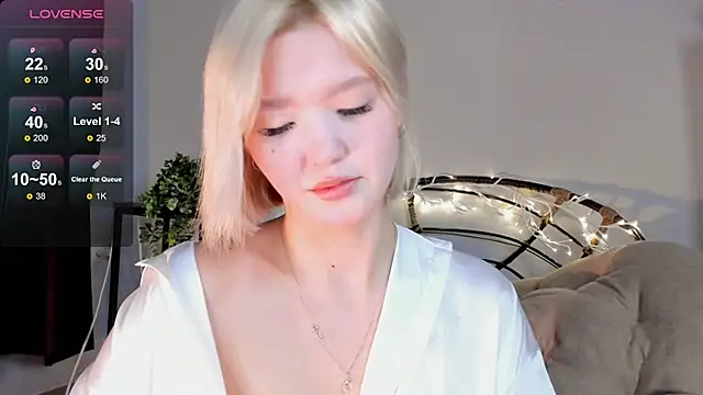 Snapshot of milli_sun_ chatting on 16, 3, 2025 milli sun online show from 16, 3, 2025