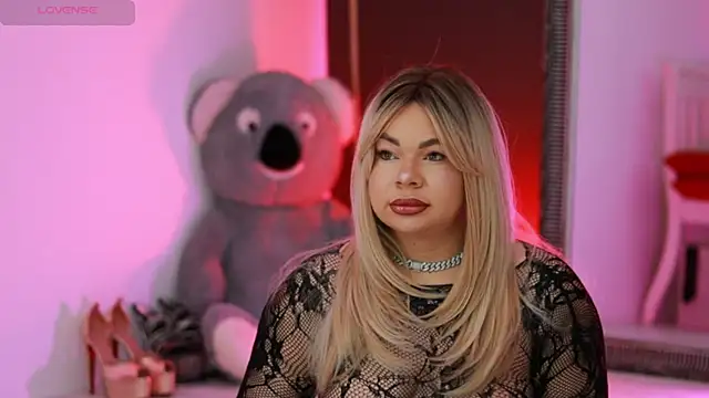 MissLilaa online show from 22, 3, 2025